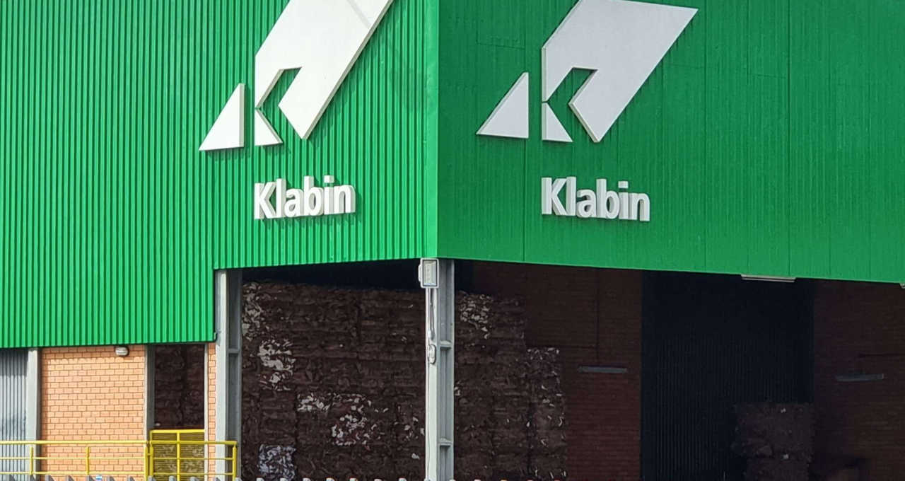 Klabin (KLBN11) aumenta lucro em 108%, a R$ 875 milhões