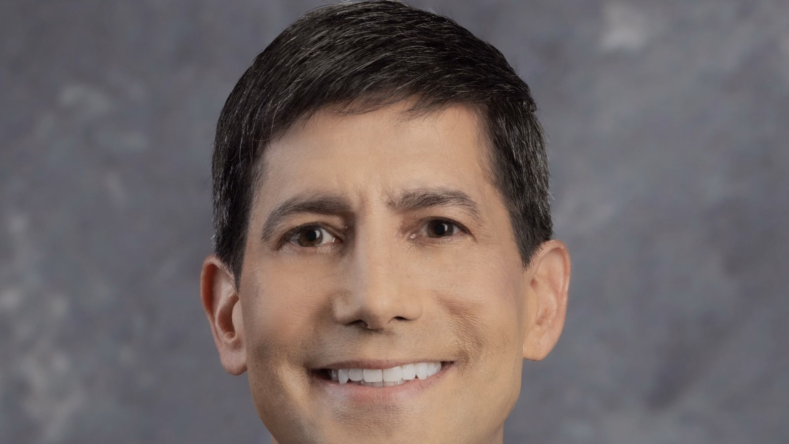 Kevin Warsh, presidente do Federal Reserve, em retrato oficial