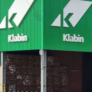 Klabin (KLBN11) aumenta lucro em 108%, a R$ 875 milhões